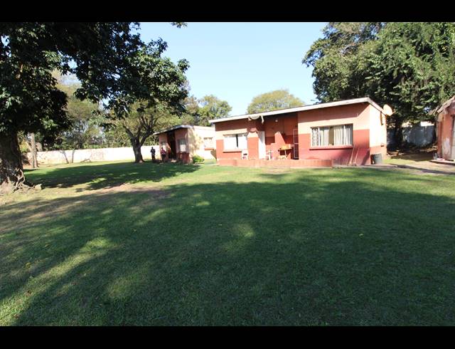 8,042M² HOTEL FOR SALE IN THORNVILLE